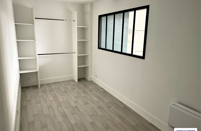A VENDRE Appartement 3 pièces à Vitré 49 m²  - 135 000  HAI — photo 3