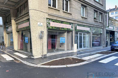 Commerce  182000 €