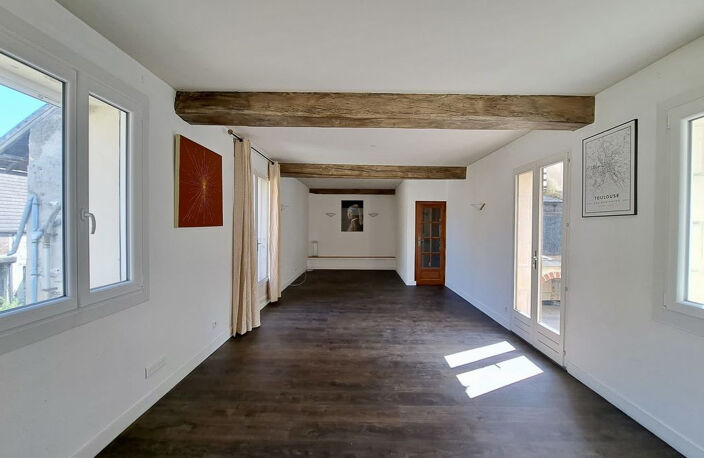 Maison de ville de 172 m² en plein coeur de Pont Sainte Maxence — photo 3