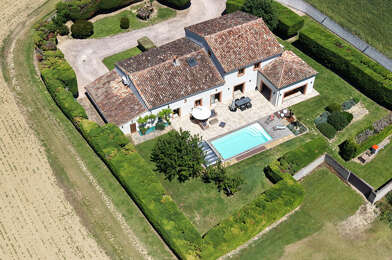 Maison 10 pièces 819000 €