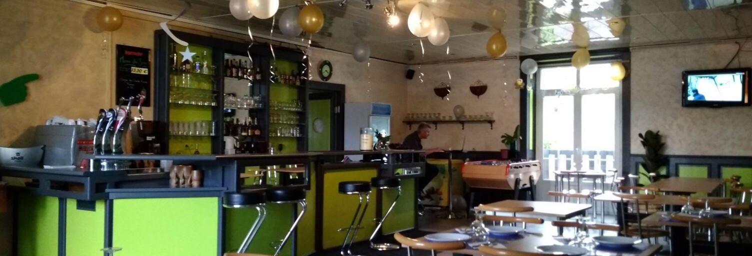 Commerce  305 m² à vendre à Macornay (39570)