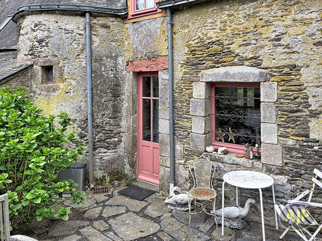 Maison  2 Chambres Rochefort En Terre — photo du bien