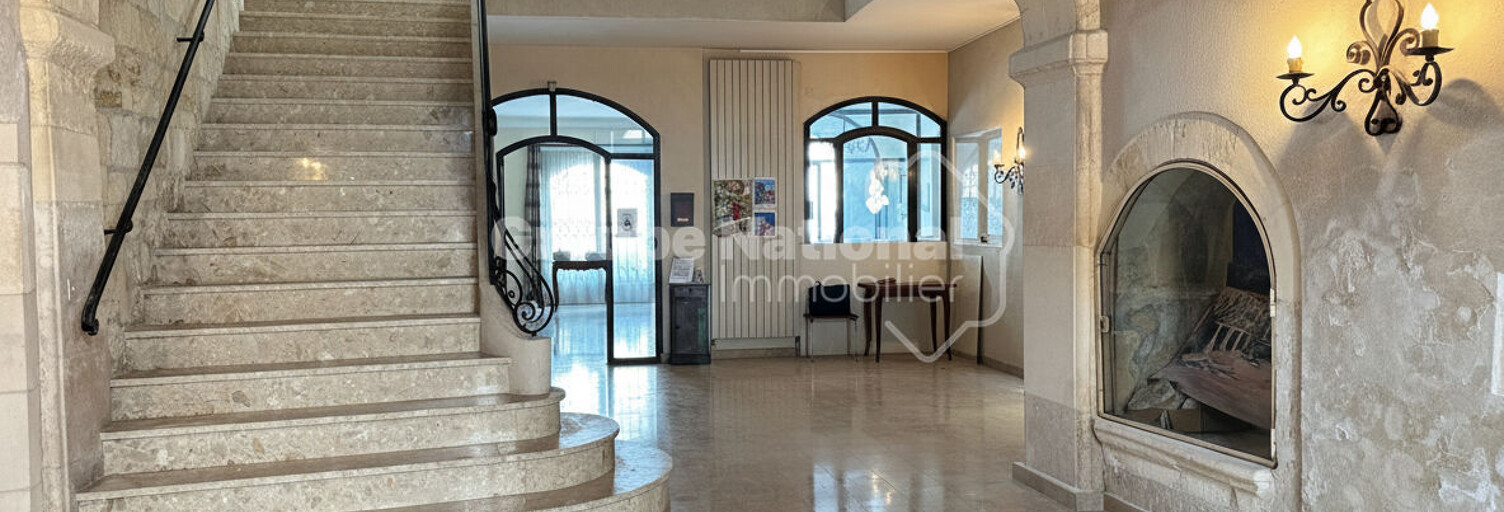 Immeuble  2300 m² à vendre à Tarascon (13150)