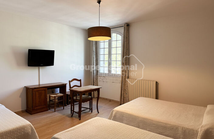 Immeuble historique - Tarascon — photo 4