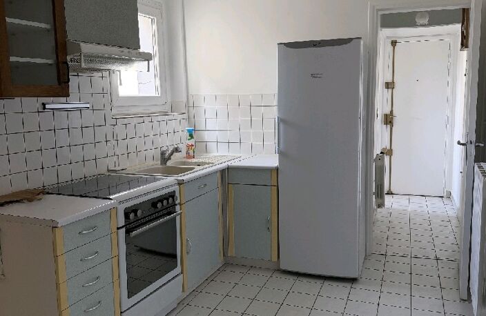 Location appartement 4 pièces 58 m² à Bondy (93140) — photo 3