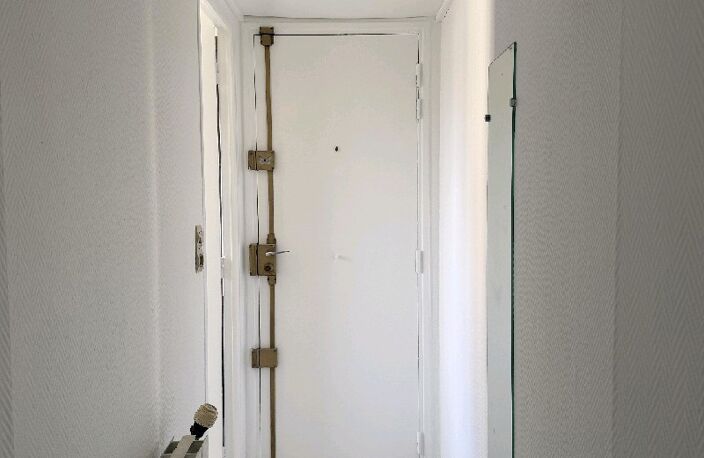 Location appartement 4 pièces 58 m² à Bondy (93140) — photo 4