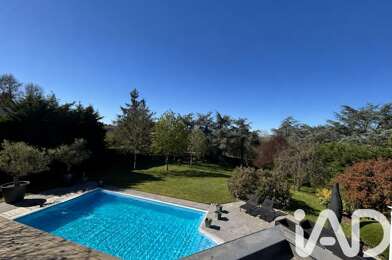 Maison 8 pièces 748800 €