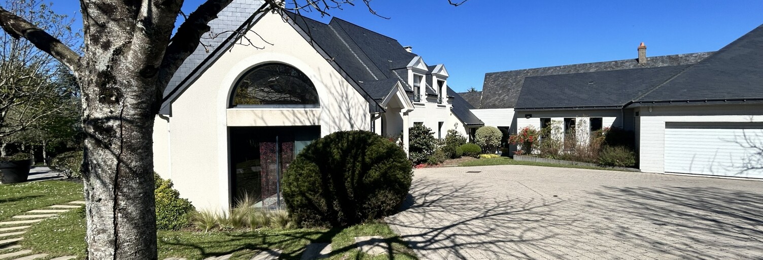 Maison 8 Pièces 216 m² à vendre à Mûrs-Erigné (49610)