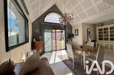 Maison 8 pièces 748800 €