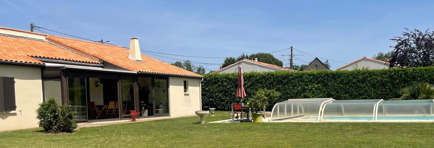 Maison 7 Pièces 162 m² à vendre à Vouillé (79230)