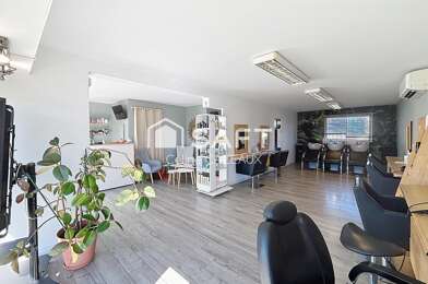 Commerce 3 pièces 76000 €