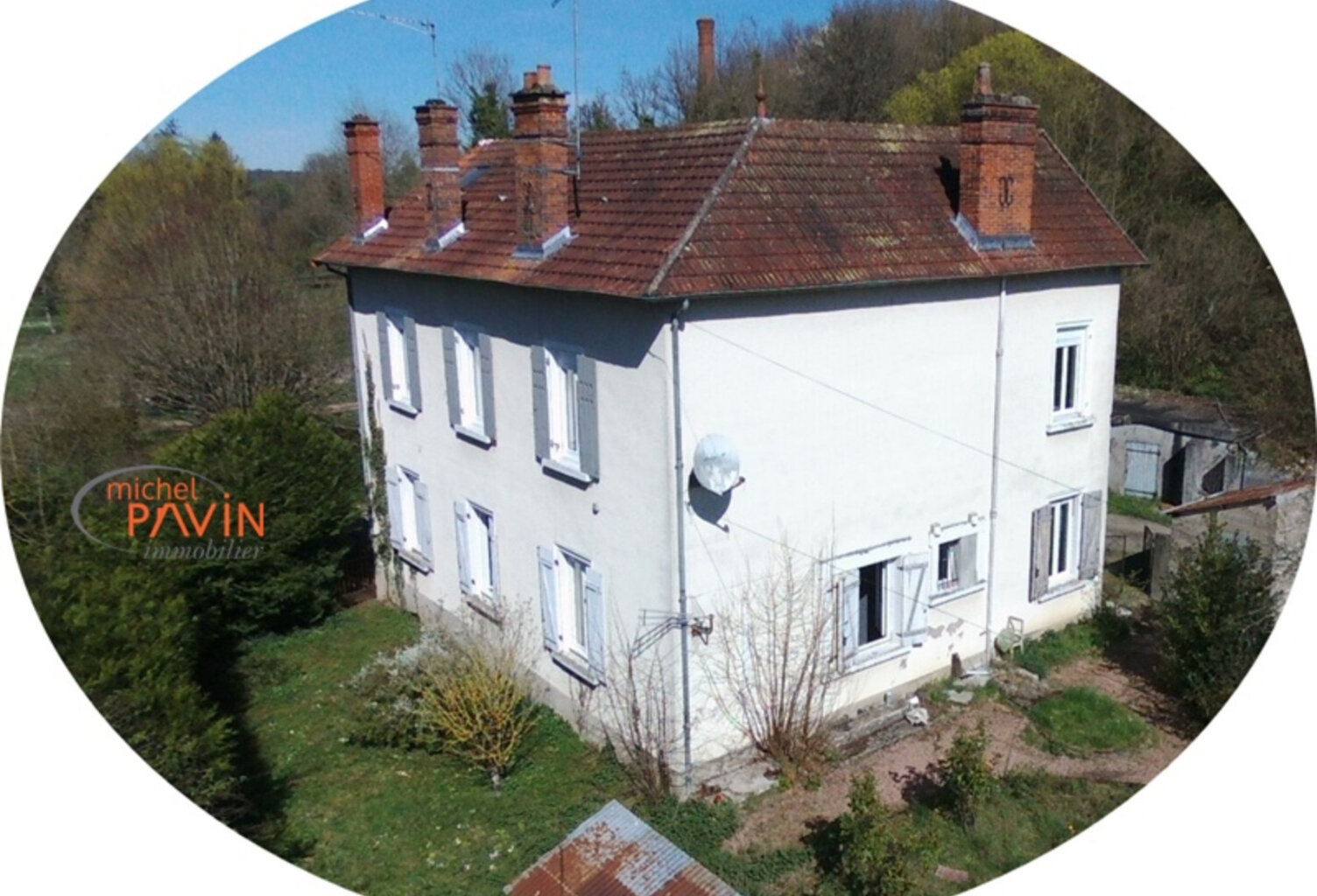 INVESTISSEURS, MAISON EN PIERRE AVEC 2 APPARTEMENTS LOUES. — photo 1