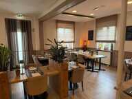Opportunité Rare : Restaurant de Prestige au Cœur des Trois Frontières  Fonds de Commerce — photo 2