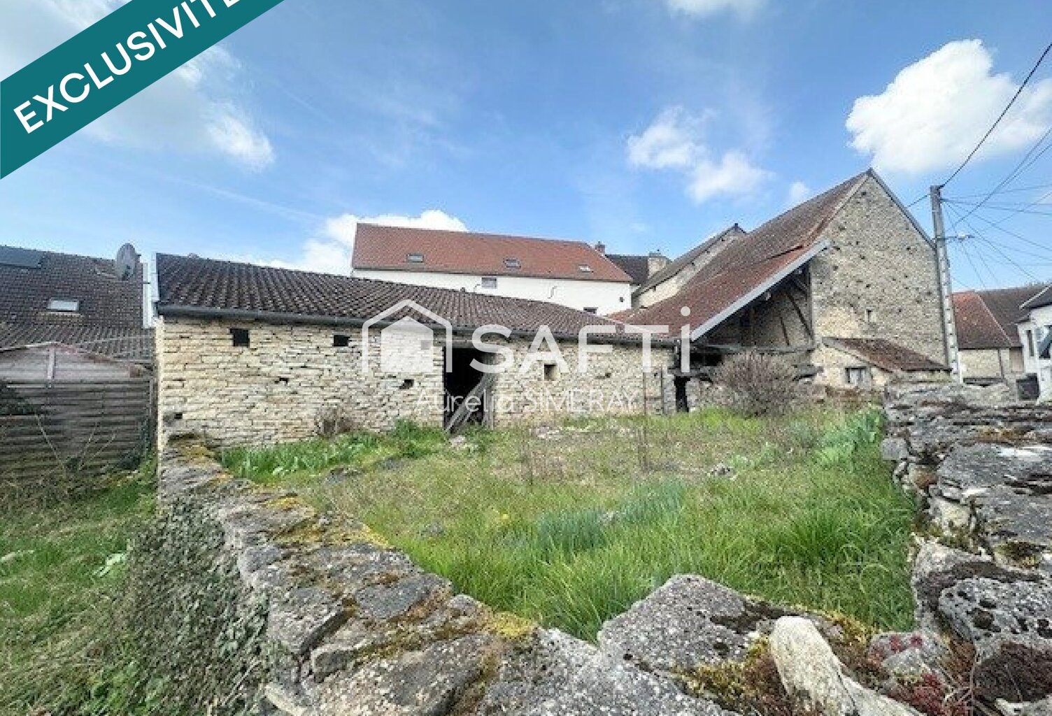Ensemble grange longère à rénover — photo 1