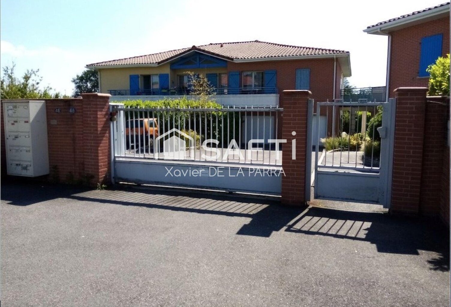 Parking aérien en copropriété Pouvourville — photo 1