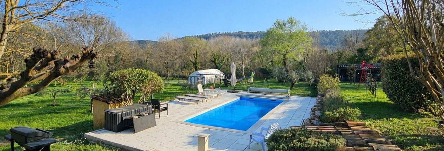 Maison 9 Pièces 202 m² à vendre à Salernes (83690)