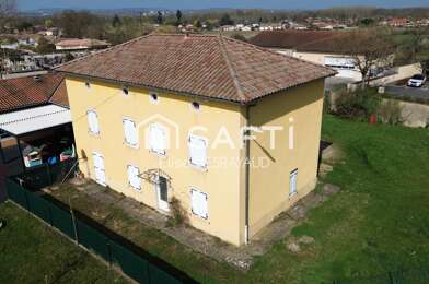 Immeuble  220000 €