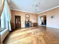 CHARME ET AUTHENTICITÉ POUR CETTE MAISON BOURGEOISE DE CENTRE VILLE — photo 4