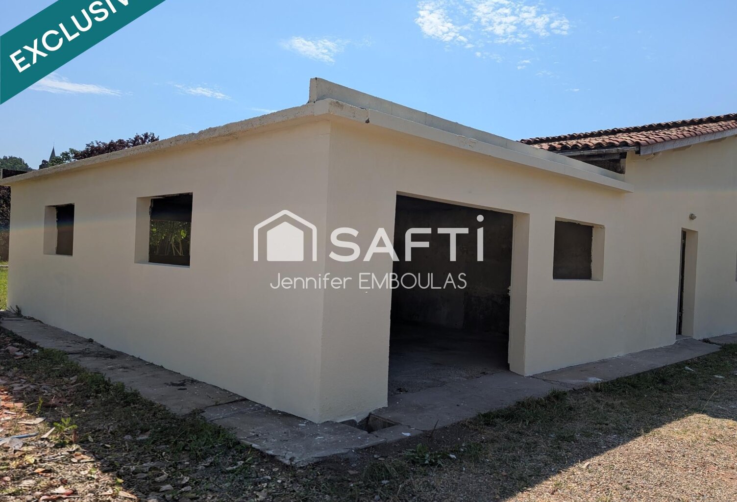 Garages 120 m² — photo 1