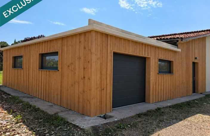 Garages 120 m² — photo 2