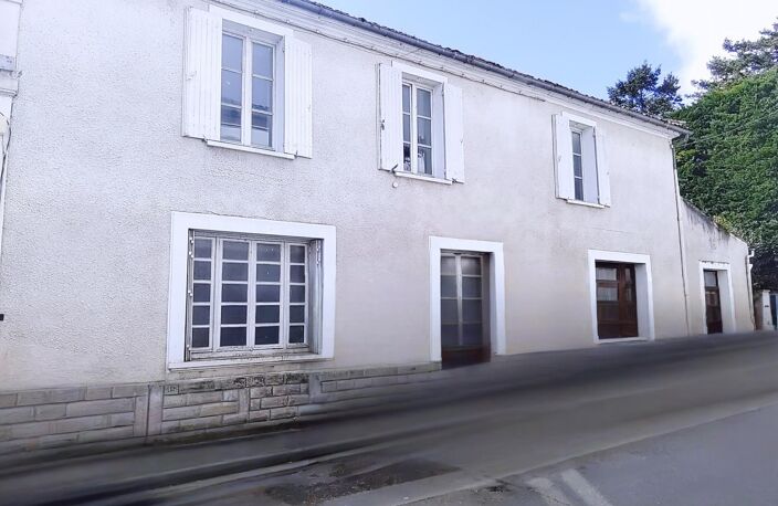 Immeuble à Jonzac composé de 3 appartements — photo 5