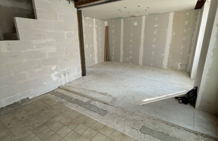 Vente Maison de ville 4 pièces — photo 2