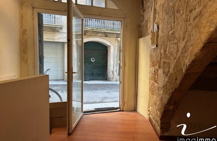 Local commercial — photo 4