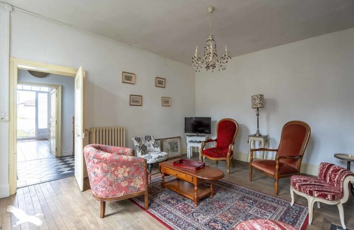 Maison de bourg de 6 pièces principales — photo 2