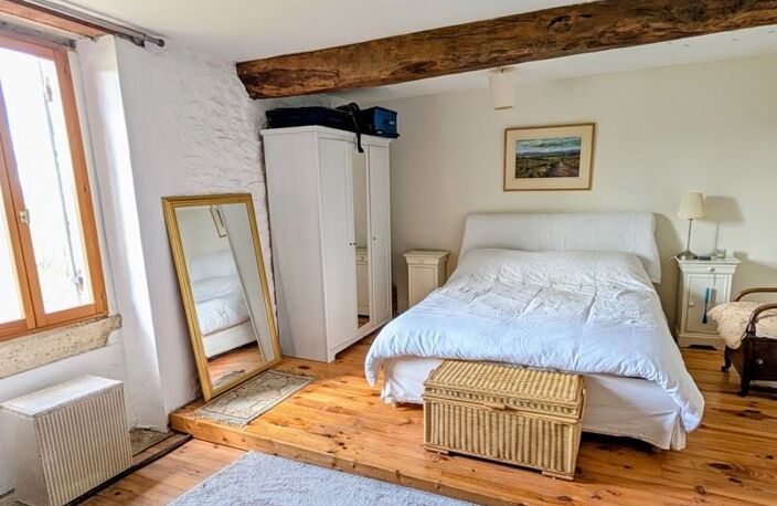 Maison en pierre de 9 pièces principales — photo 4