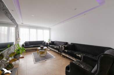 Appartement 4 pièces 254000 €