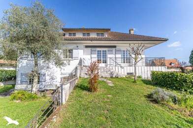 Maison 6 pièces 607260 €