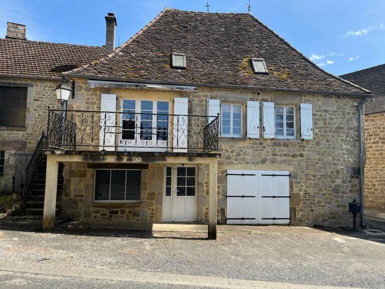 Maison de bourg de 6 pièces principales — photo 1