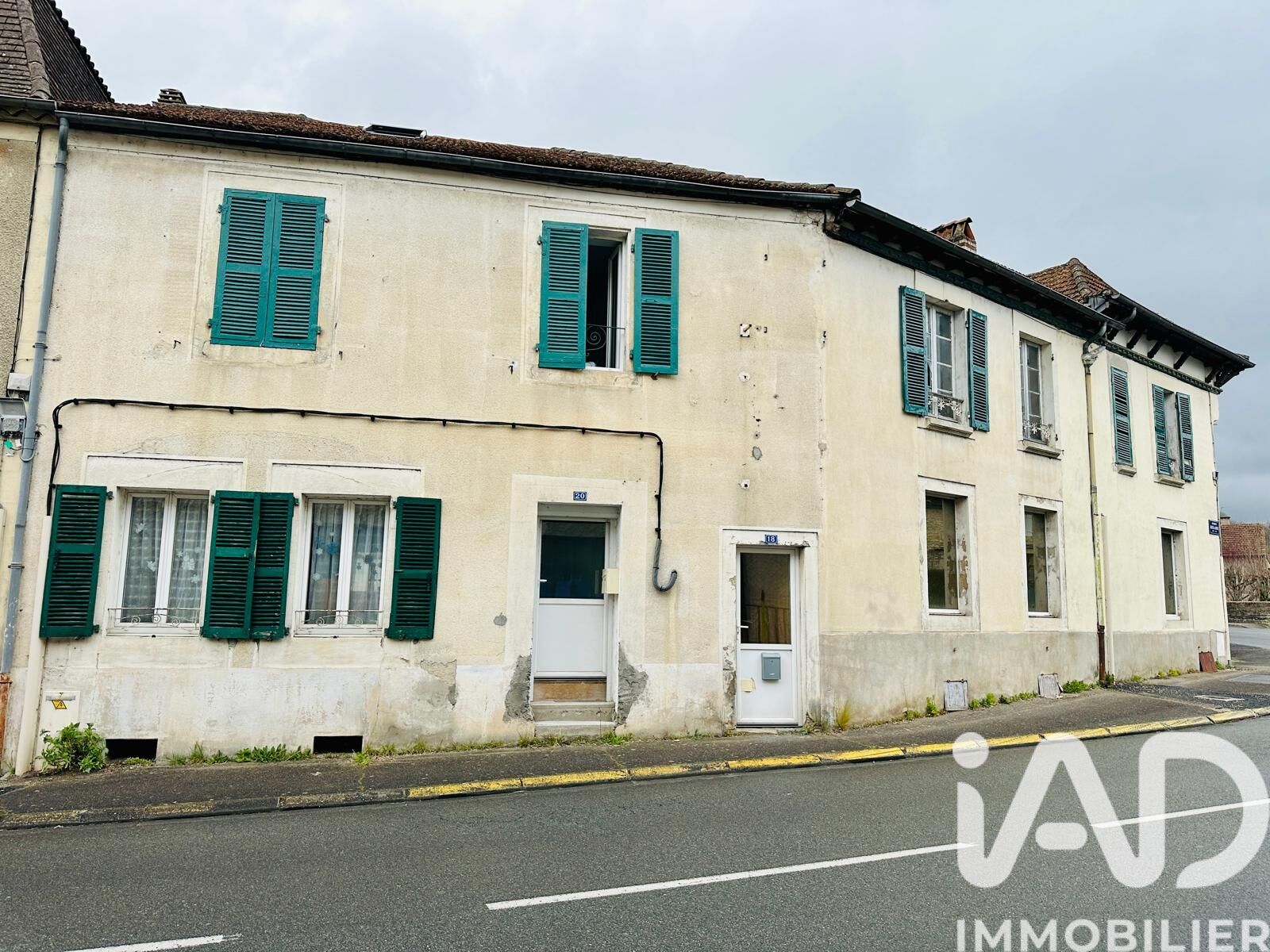 St-Cere - 68m² - 2p. - 1ch.
