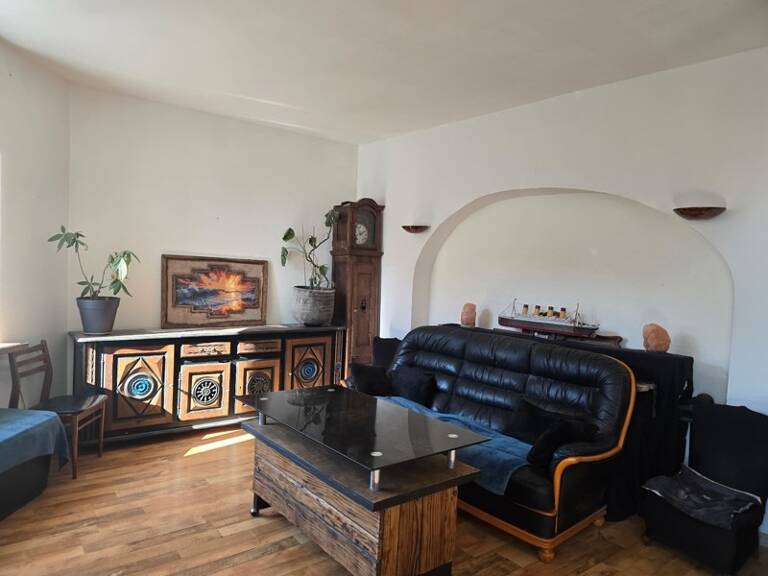 Maison de bourg de 5 pièces principales — photo 1