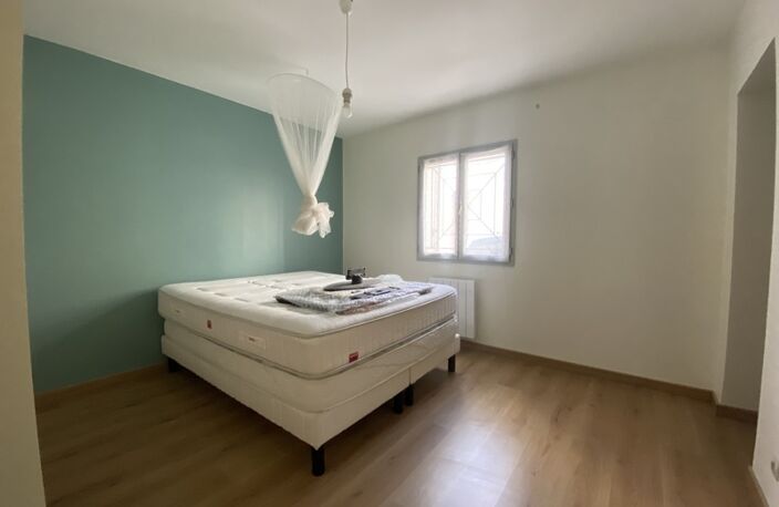 Maison en pierre de 6 pièces principales — photo 4