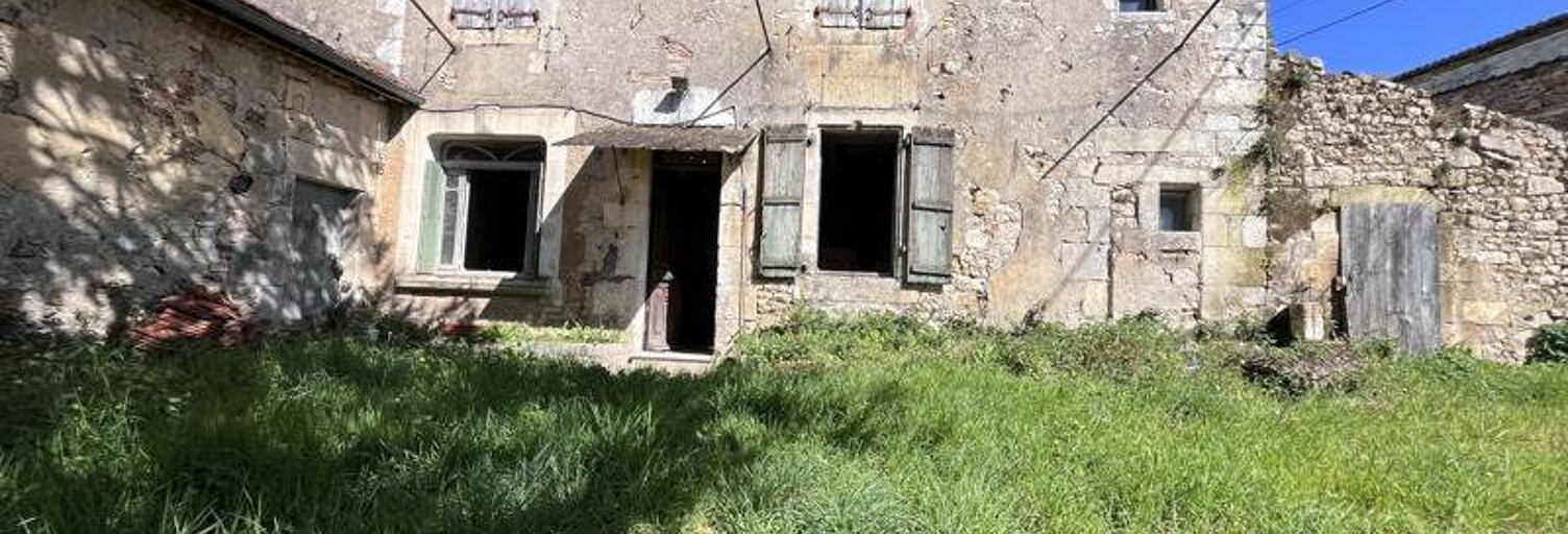 Maison 4 Pièces 148 m² à vendre à La Rochefoucauld-en-Angoumois (16110)