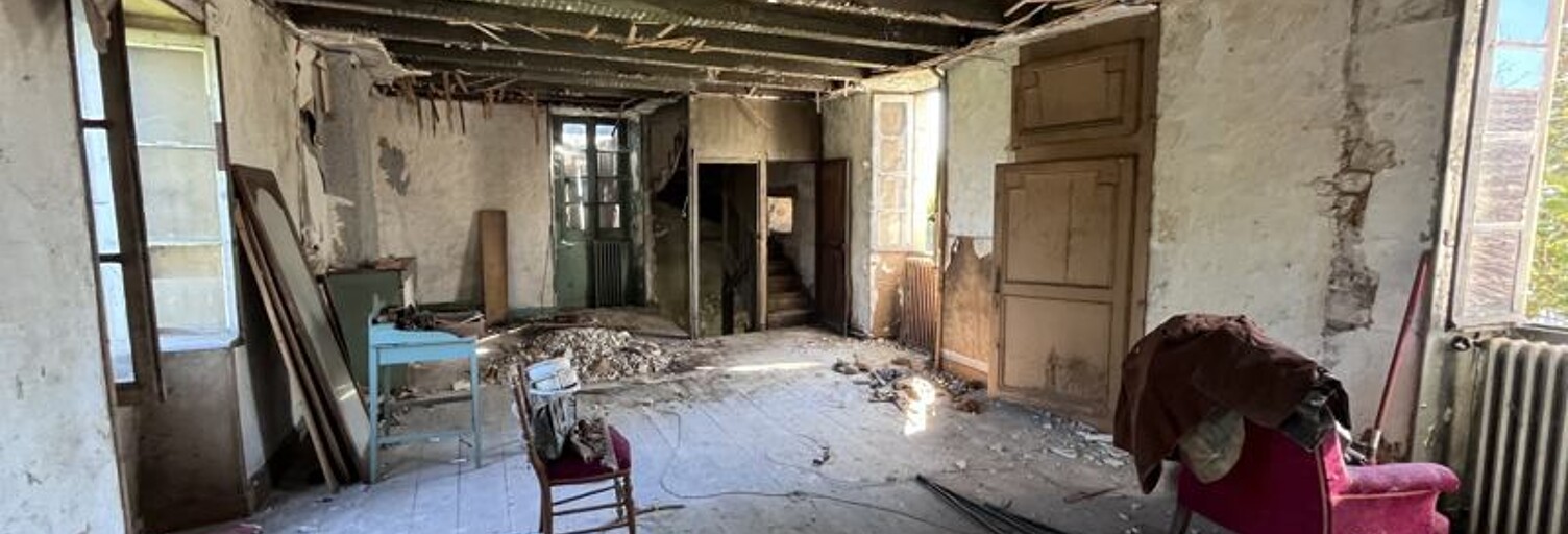 Maison 4 Pièces 148 m² à vendre à La Rochefoucauld-en-Angoumois (16110)