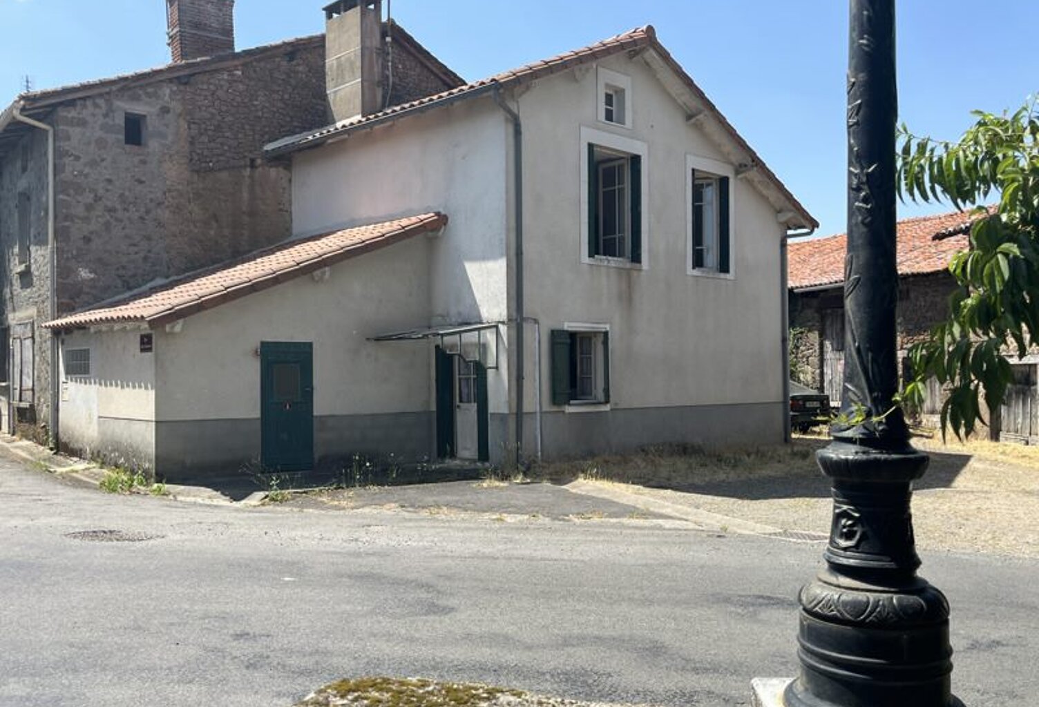 Maison de bourg de 4 pièces principales — photo 1