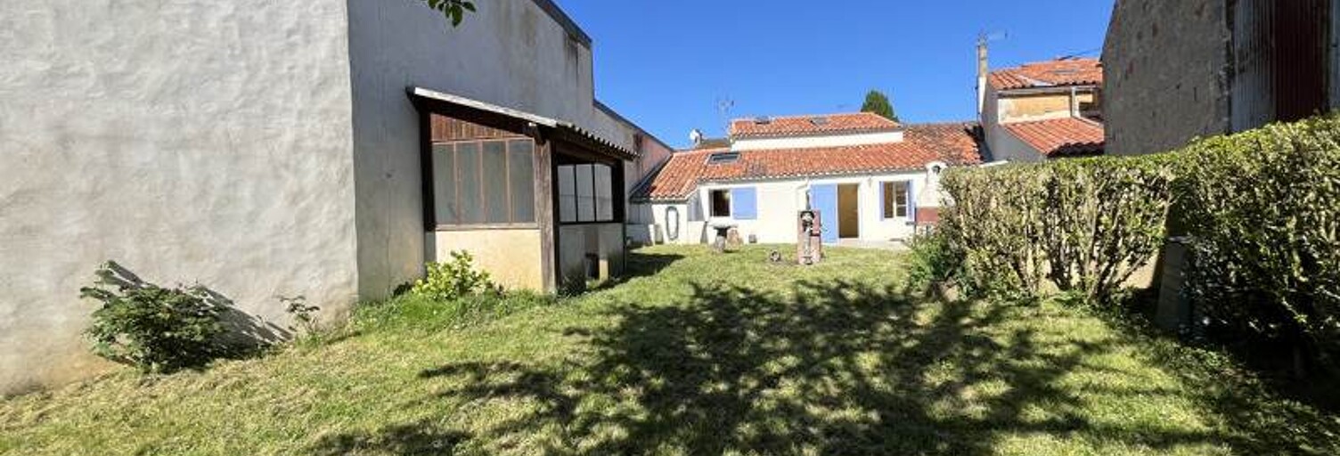 Maison 4 Pièces 96 m² à vendre à Lussant (17430)