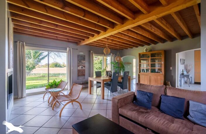 Villa de 6 pièces principales — photo 2
