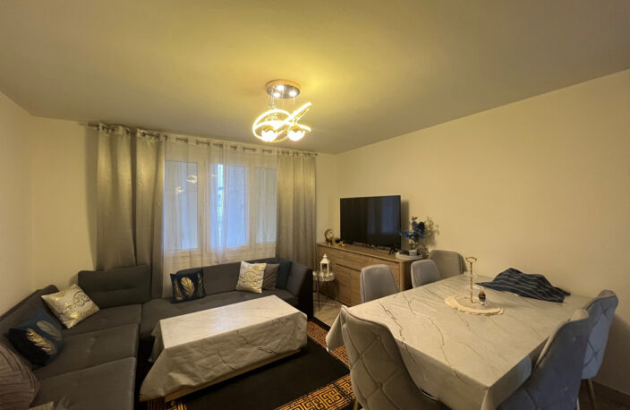 INVESTISSEMENT LOCATIF - APPARTEMENT F4 SECTEUR CRÊT DE ROC/ CARNOT - — photo 2