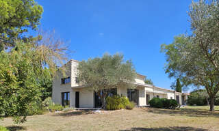 Maison 16 Pièces 370 m² à vendre à Rochefort-du-Gard (30650)