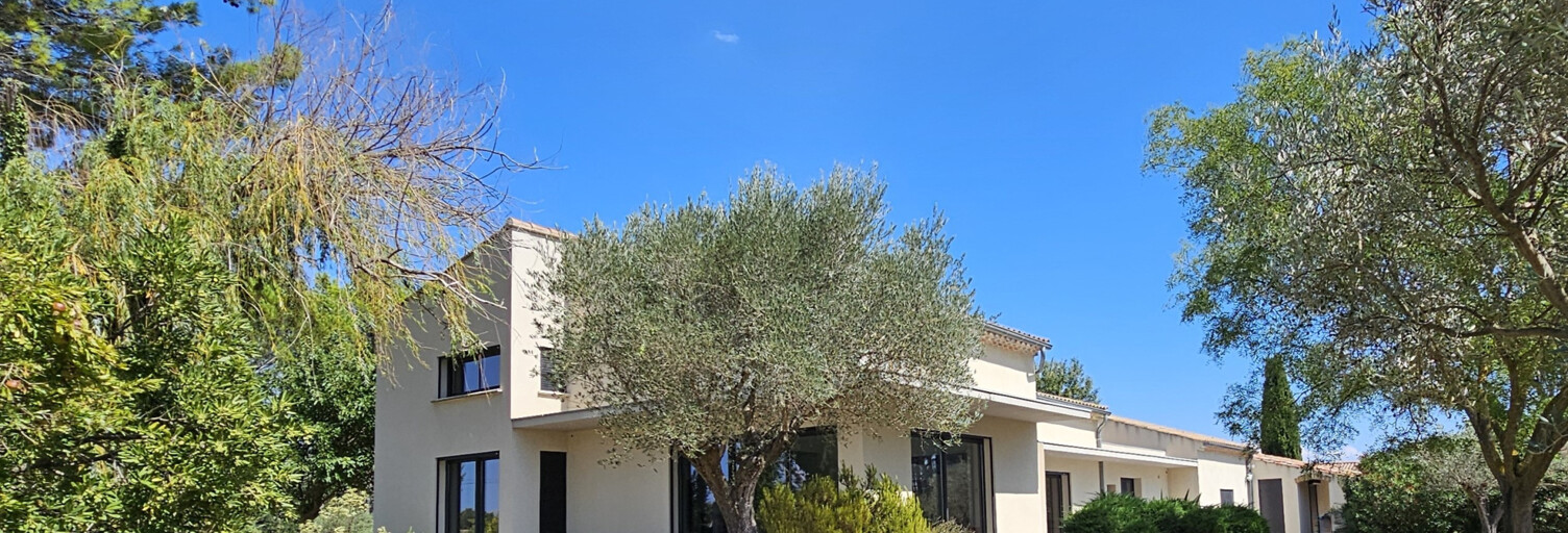 Maison 16 Pièces 370 m² à vendre à Rochefort-du-Gard (30650)