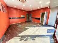 Vente Murs commerciaux 270 m&sup2; — photo 2