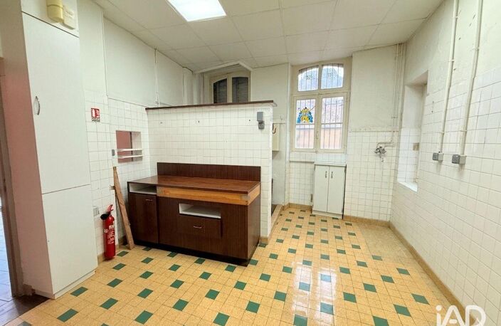 Vente Murs commerciaux 270 m&sup2; — photo 3
