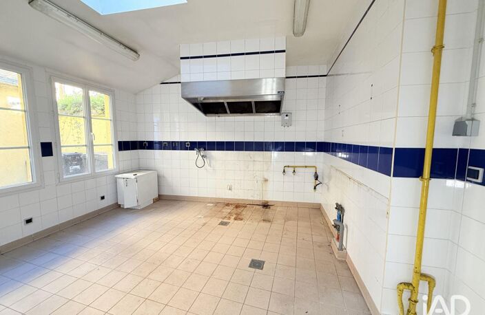 Vente Murs commerciaux 270 m&sup2; — photo 4