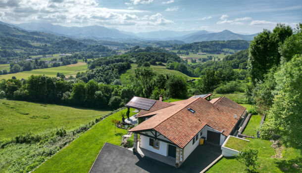 Villa / Maison 6 pièces  à vendre Saint-Jean-Pied-de-Port 64220