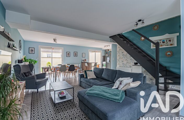 Vente Maison/villa 5 pièces — photo 2