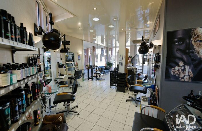 Vente Boutique/Local commercial 61 m&sup2; — photo 4
