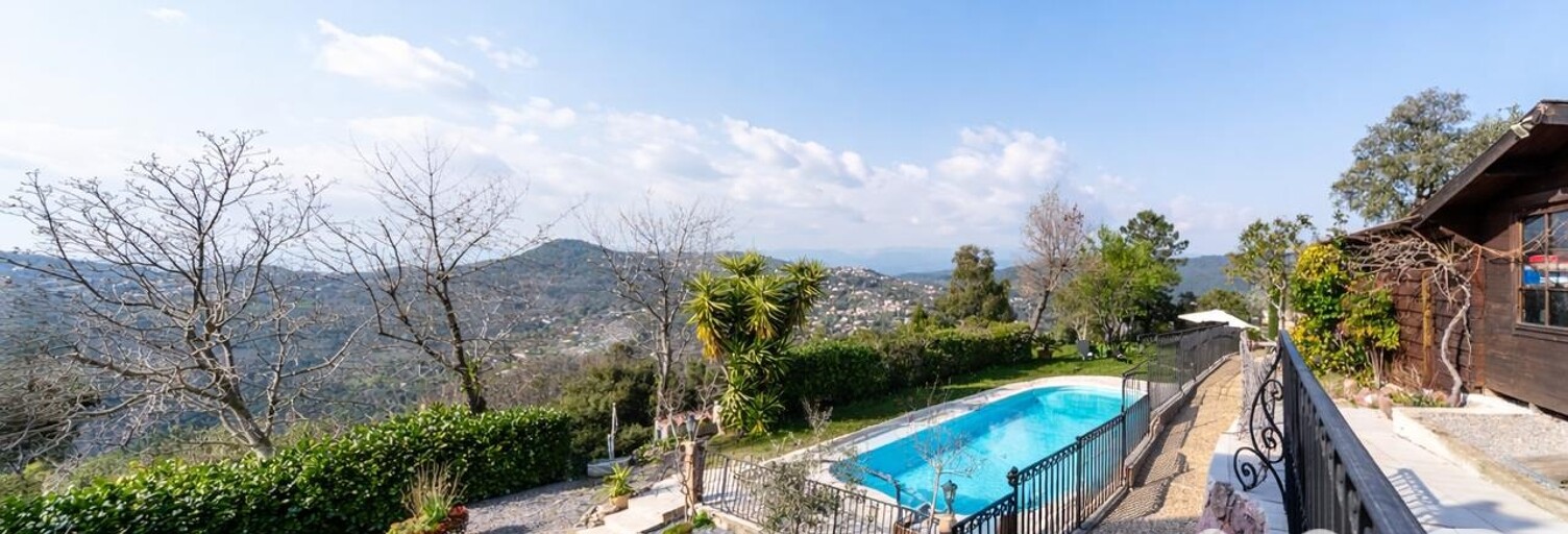 Maison 8 Pièces 250 m² à vendre à Mandelieu-la-Napoule (06210)